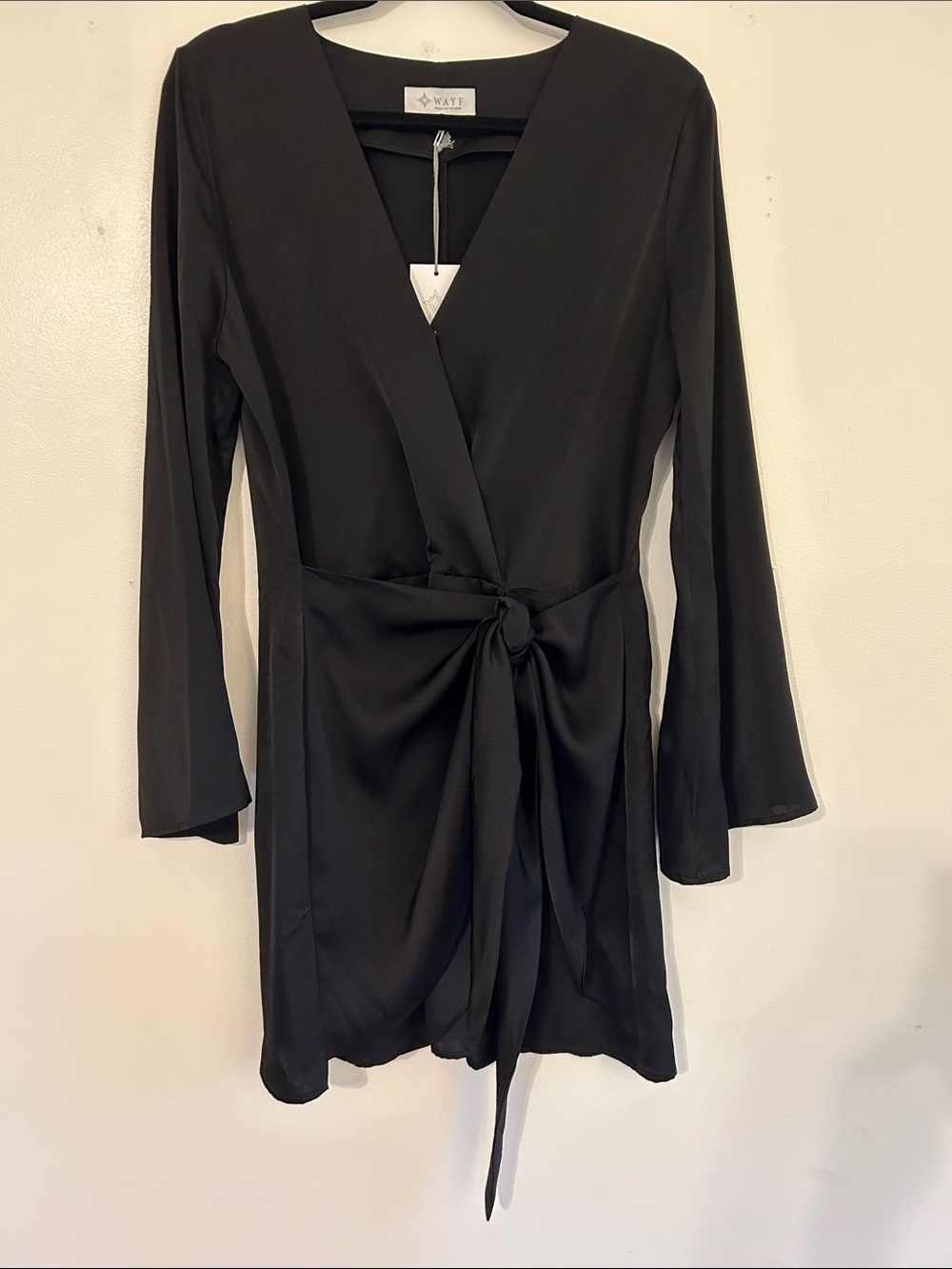 Nordstrom Wayf Amour Black Wrap Tie Mini Dress Size M NWT